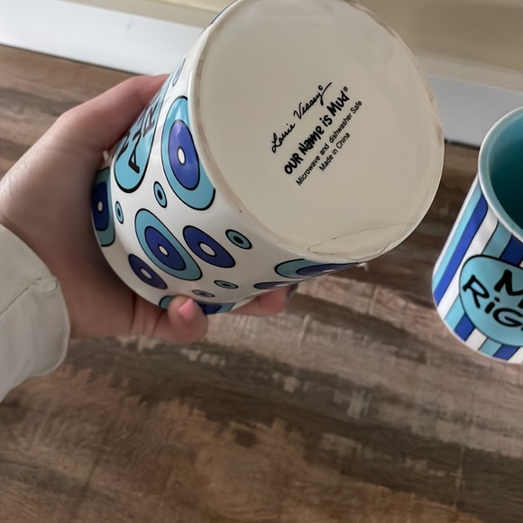 Mr and Mrs mugs - Picture 2 of 2